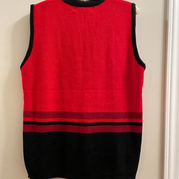 Vintage Holiday Sunflower Sweater Vest Red & Black - Picture 9 of 12